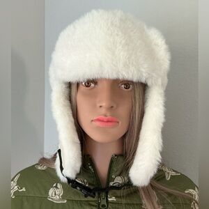 3M Thinsulate White Faux Fur Winter Hat